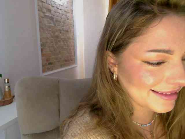 LilyTop
