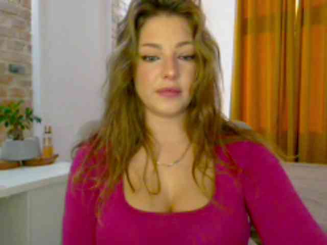 Model: LilyTop