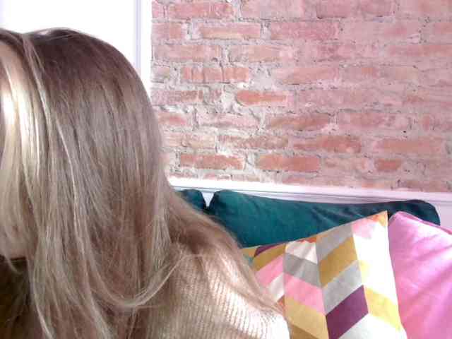 LilyTop
