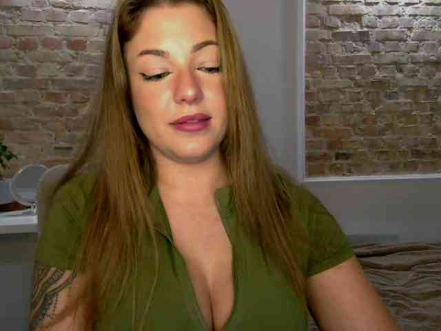 LilyTop