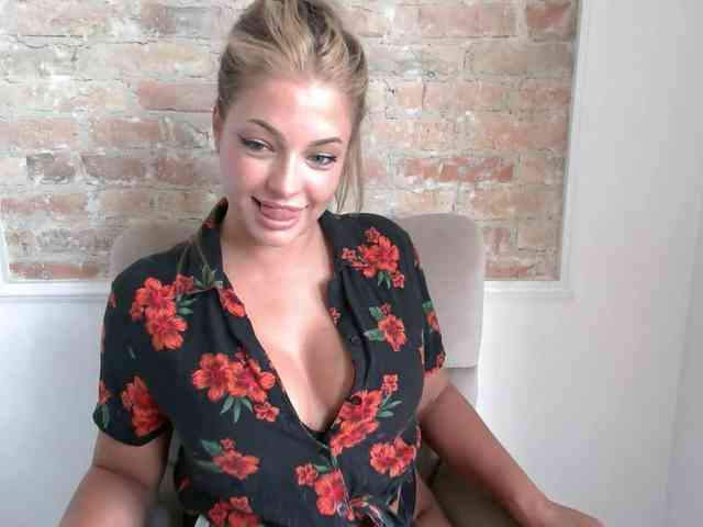 Model: LilyTop