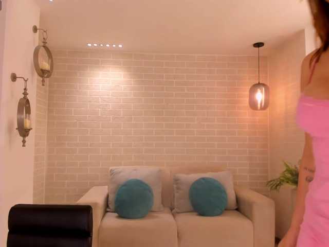BellaThompson live cam on BongaCams