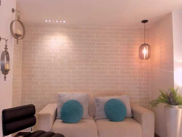 BellaThompson live cam on BongaCams