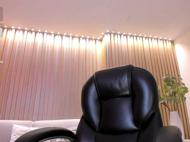 BellaThompson live cam on BongaCams