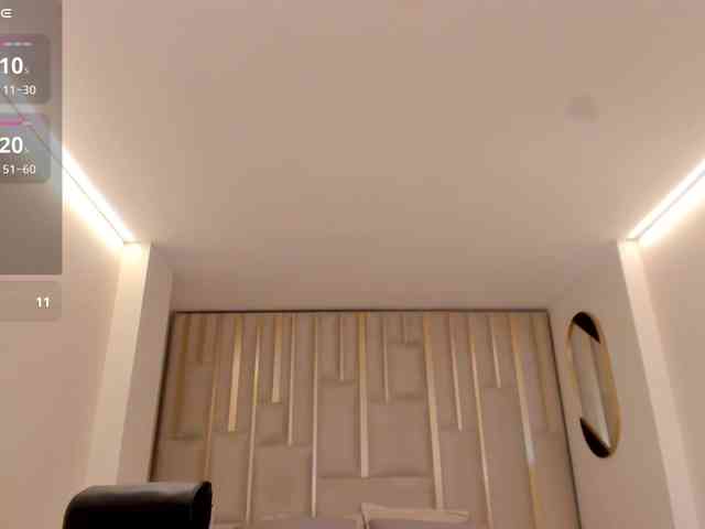 BellaThompson webcam