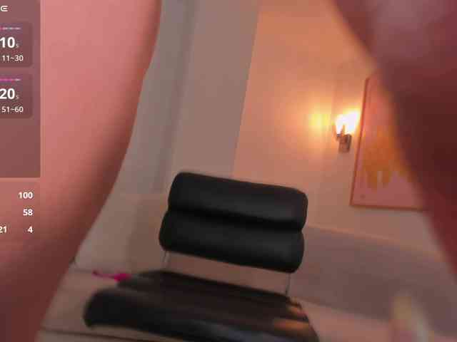 BellaThompson webcam