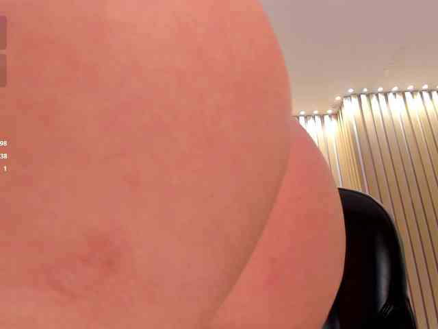 BellaThompson webcam
