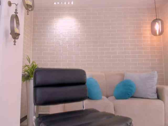 BellaThompson webcam