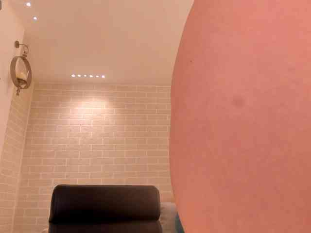 BellaThompson webcam
