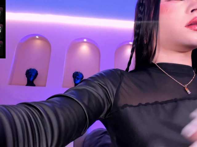 BriannaFox1's BongaCams show and profile