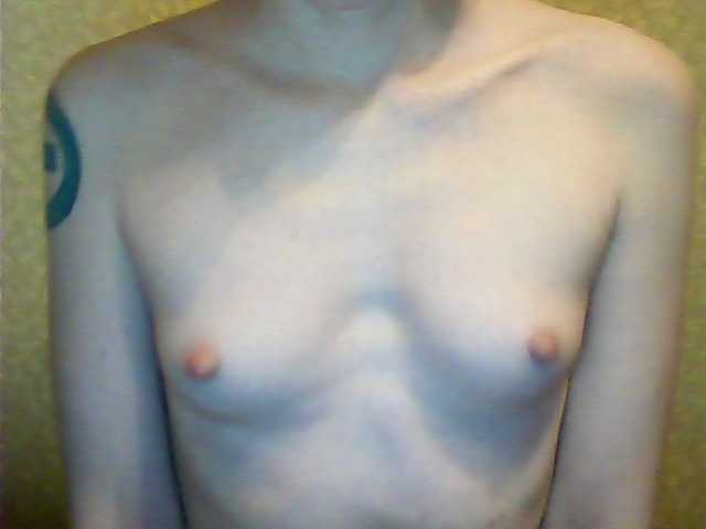 Purple-cat55, live now on BongaCams
