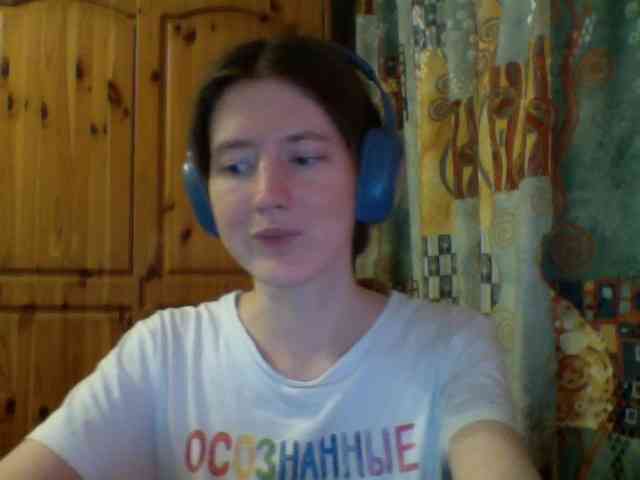 Purple-cat55 webcam