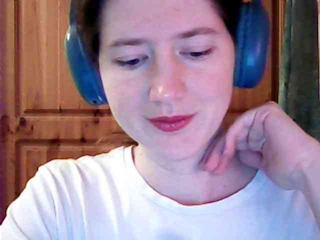 Purple-cat55 webcam
