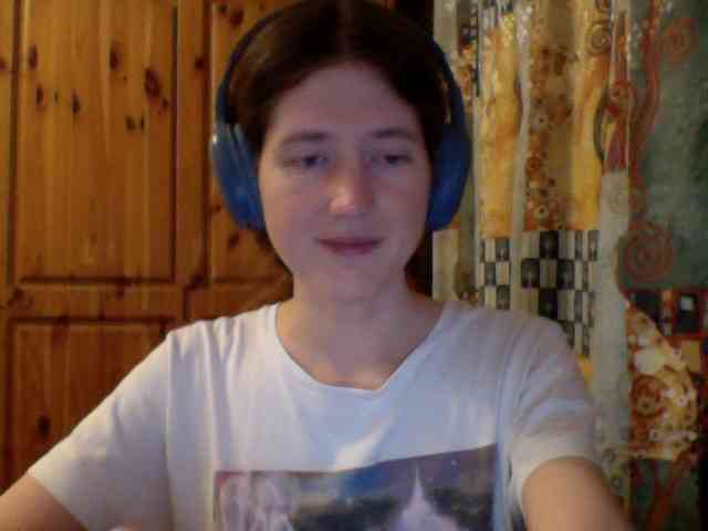 Purple-cat55 webcam