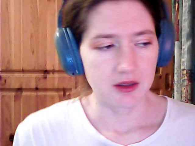 Purple-cat55 webcam