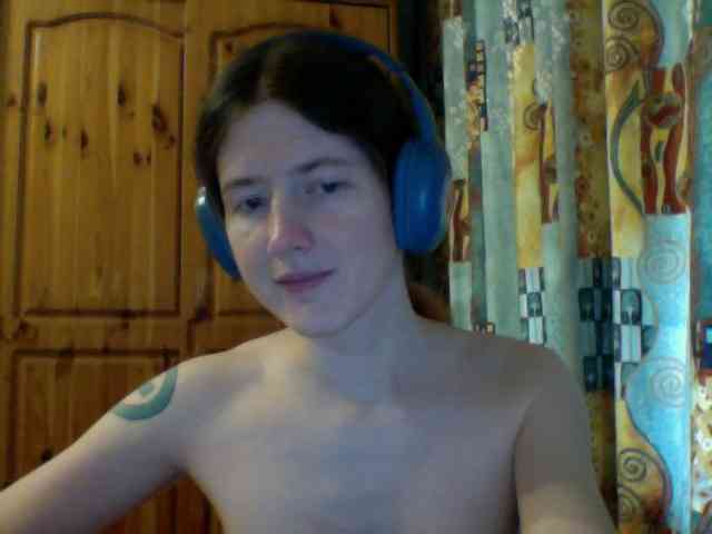 Purple-cat55 webcam