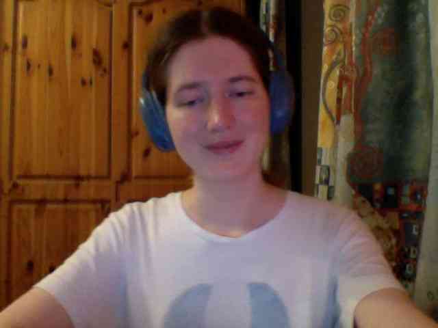 Purple-cat55 webcam