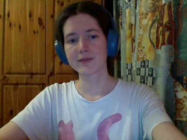 Purple-cat55 webcam