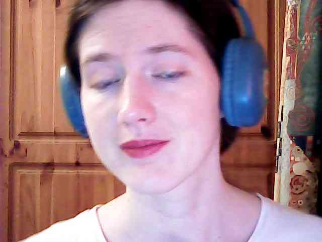 Purple-cat55 webcam