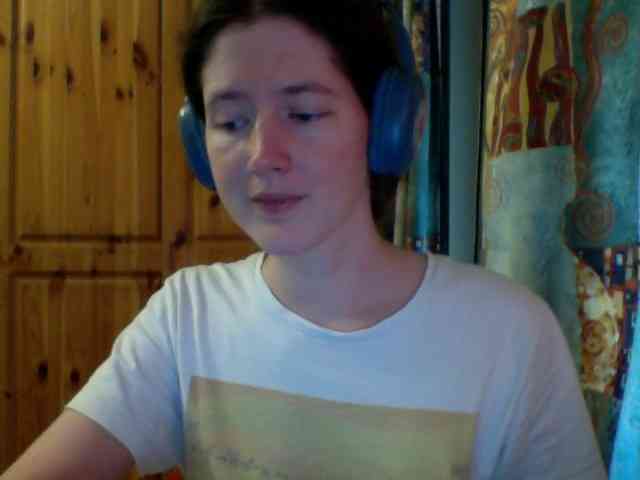 Purple-cat55 webcam