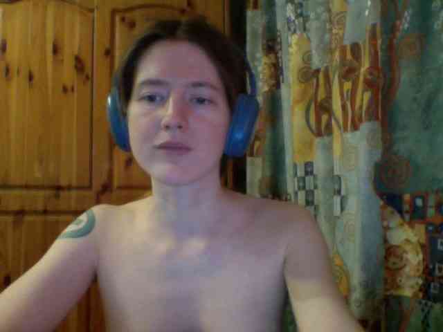 Purple-cat55 webcam