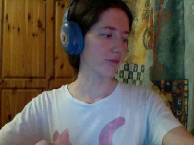 Purple-cat55 webcam