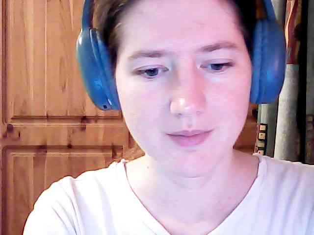 Purple-cat55 webcam