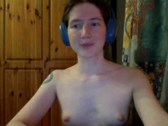 Purple-cat55 webcam