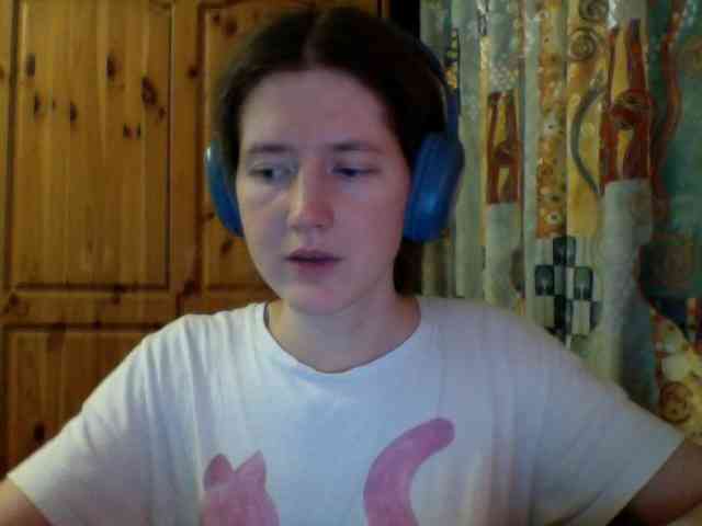 Purple-cat55 webcam