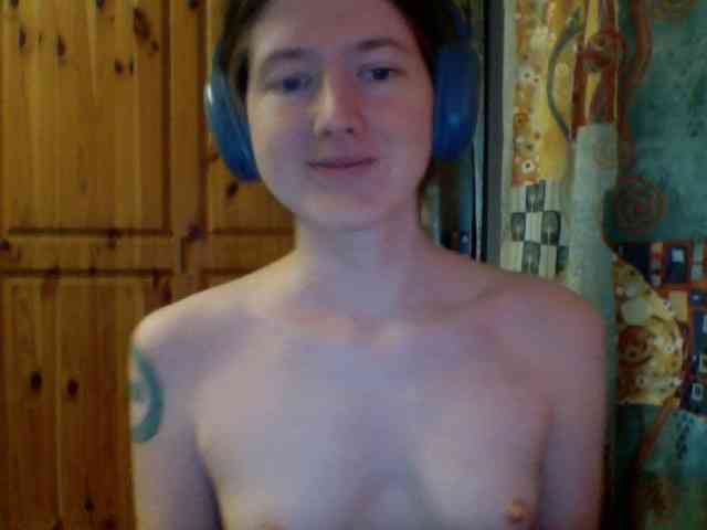 Purple-cat55 webcam