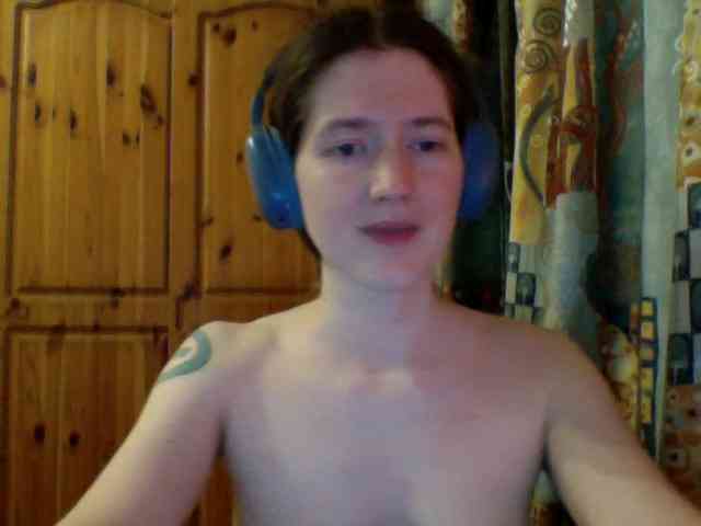 Purple-cat55 webcam