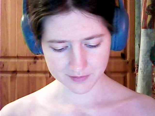 Purple-cat55 webcam
