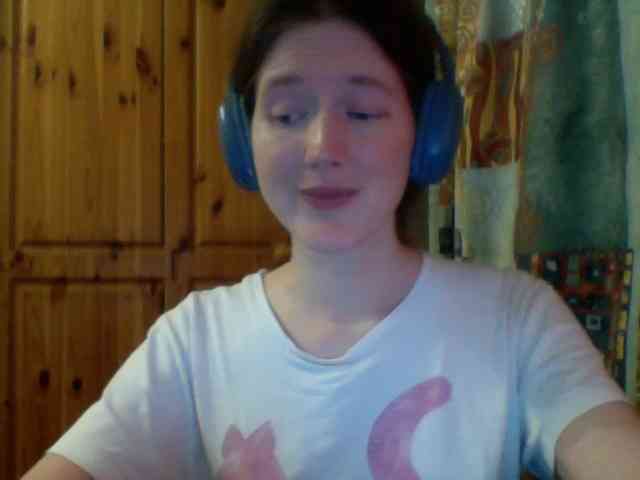 Purple-cat55 webcam