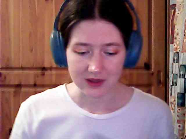 Purple-cat55 webcam