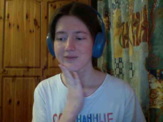 Purple-cat55 webcam