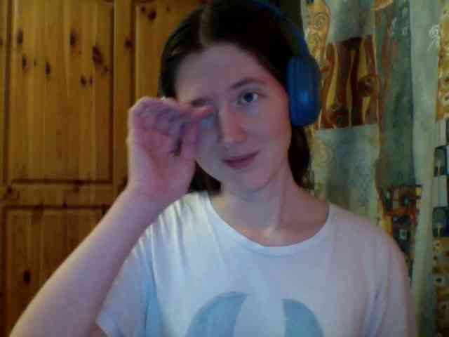 Purple-cat55 webcam