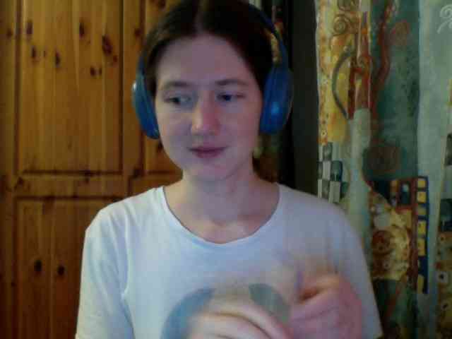 Purple-cat55 webcam