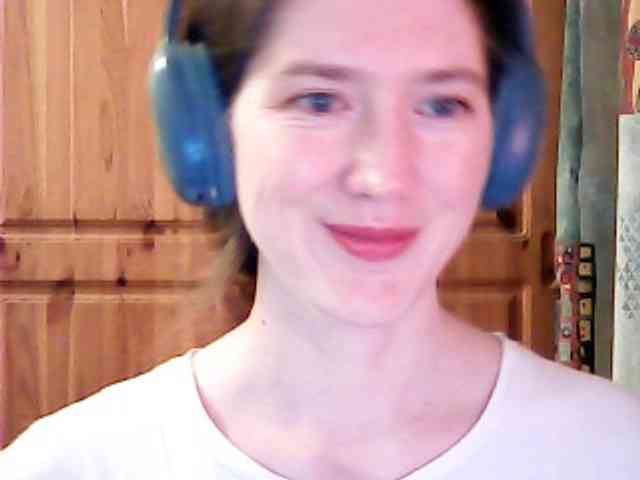Purple-cat55 webcam