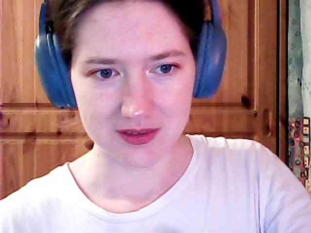 Purple-cat55 webcam