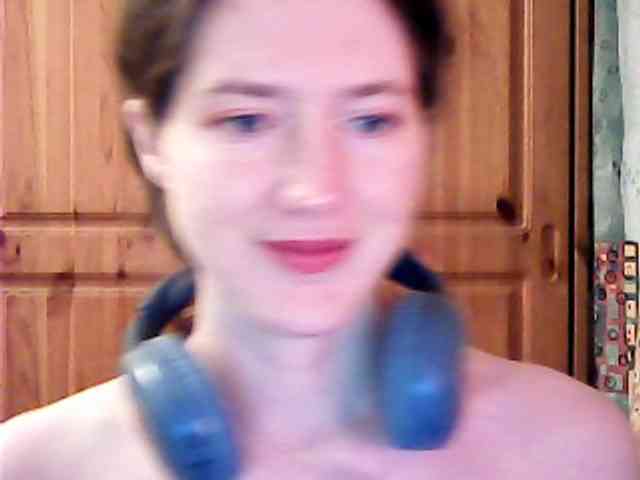 Purple-cat55 webcam