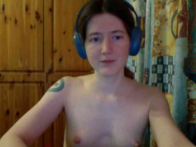 Purple-cat55 webcam