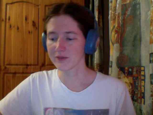 Purple-cat55 webcam