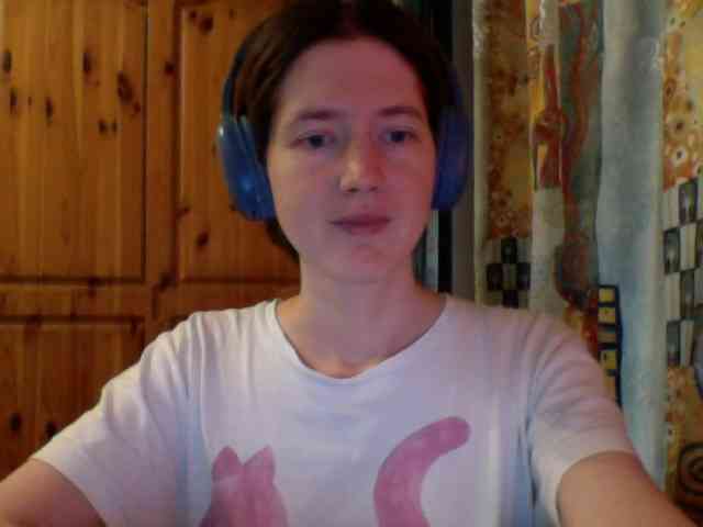 Purple-cat55 webcam