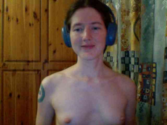 Purple-cat55 webcam