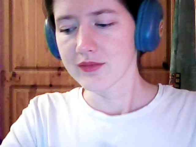 Purple-cat55 webcam