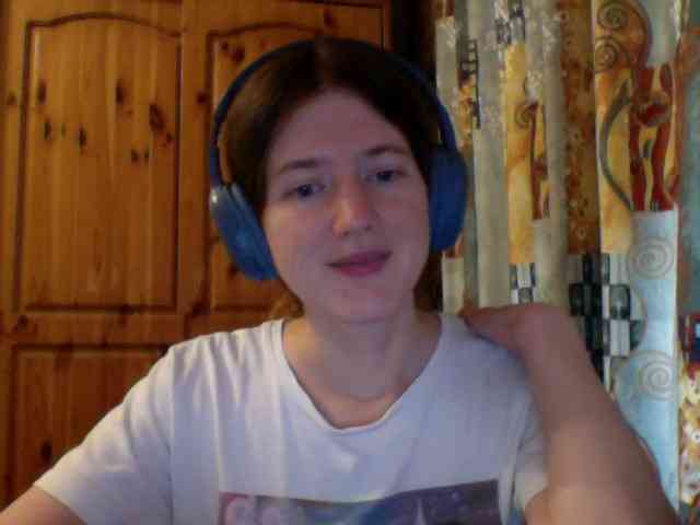 Purple-cat55 webcam