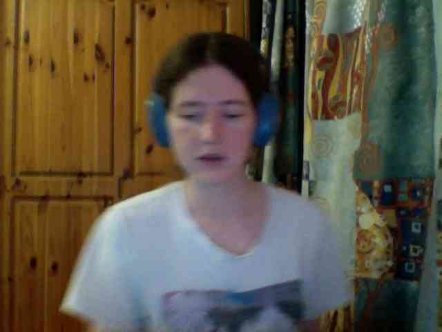 Purple-cat55 webcam