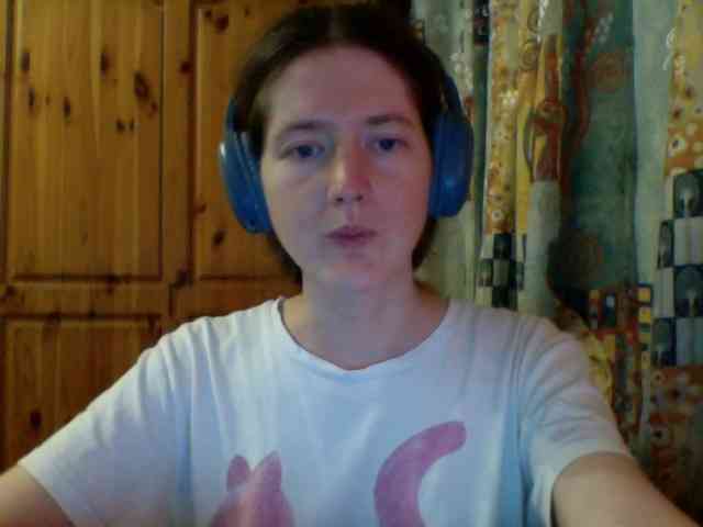 Purple-cat55 webcam