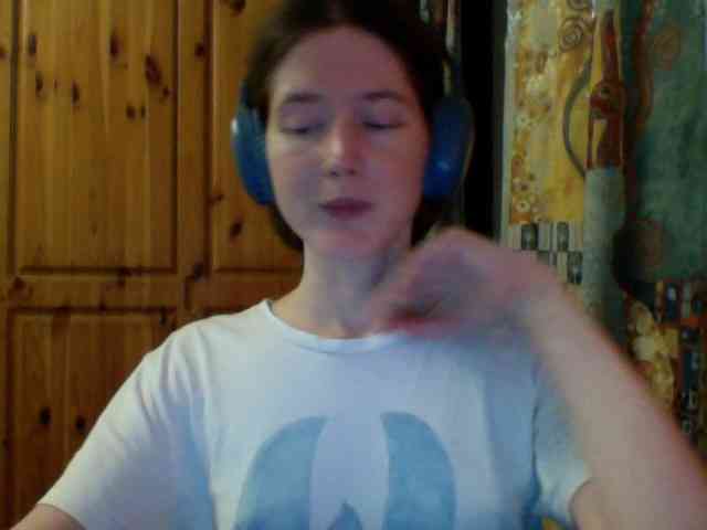 Purple-cat55 webcam