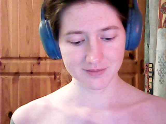 Purple-cat55 webcam